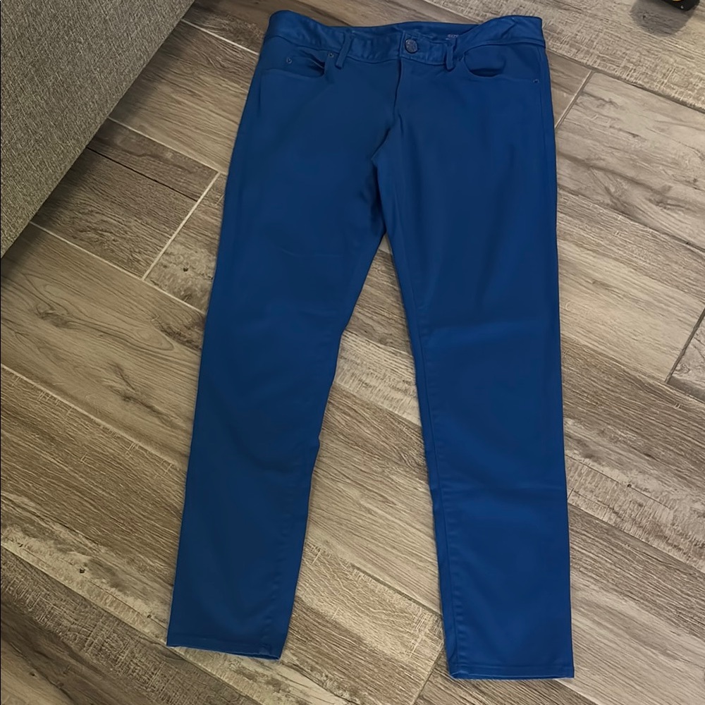Lilly Pulitzer size 10 worth skinny blue pants. Super soft and stylish.